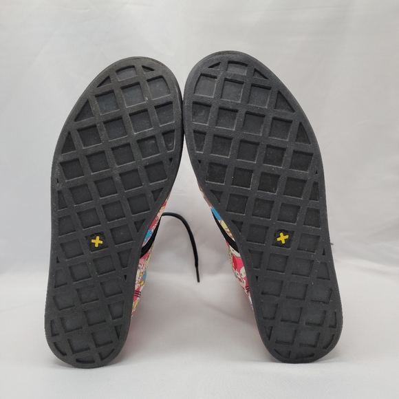 Doc Martens X Sanrio Hello Kitty Shoreditch Boots Size 7 US L, 5 UK, 38 EU - Picture 5 of 11